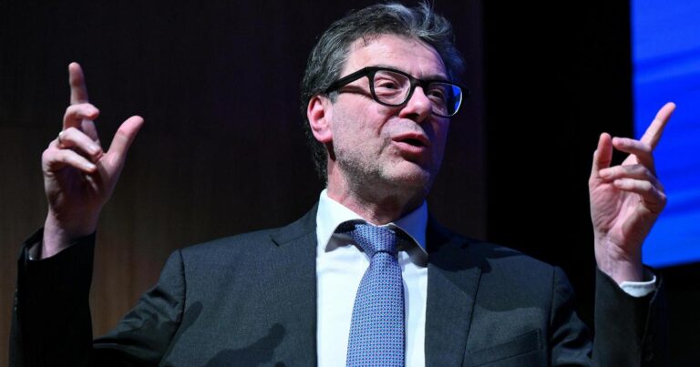 Giorgetti: 'Nessuna manovra correttiva, nella legge di bilancio aiuteremo famiglie"