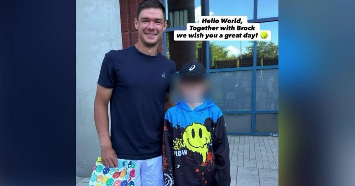 Us Open, il tennista regala il berretto al bambino dopo il video dello "scippo" diventato virale