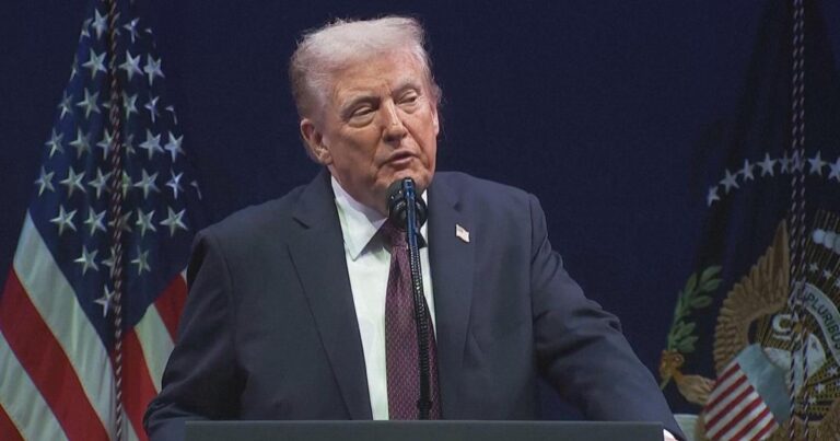 Financial Times, Trump ha chiesto a Ue di imporre dazi al 100% su India e Cina